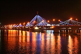 Han River Bridge Apr08.jpg