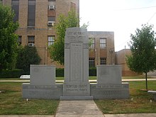 Veterans Monument in front of current 1939 Hempstead County Courthouse in Hope Hempstead County Veterans Monument IMG 1510.JPG