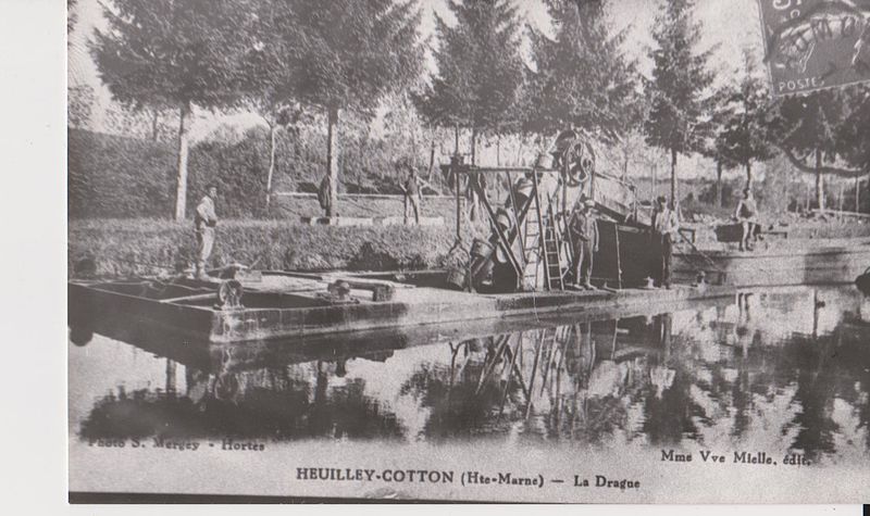 File:Heuilley-Cotton, la drague.jpg