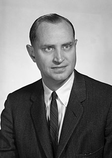 <span class="mw-page-title-main">Irwin Belk</span> American businessman and politician (1922–2018)