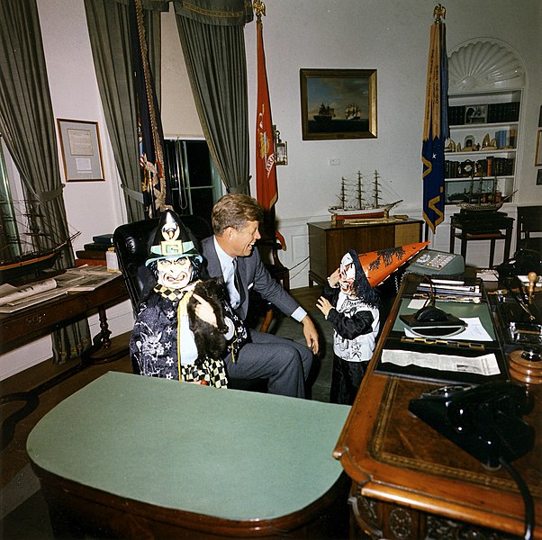 File:JFKennedyHalloweenLaugh1963.jpg