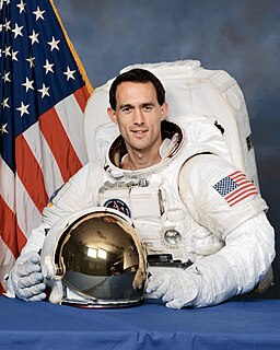 <span class="mw-page-title-main">James H. Newman</span> American astronaut