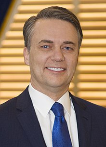 Jeff Colyer official portrait (cropped).jpg