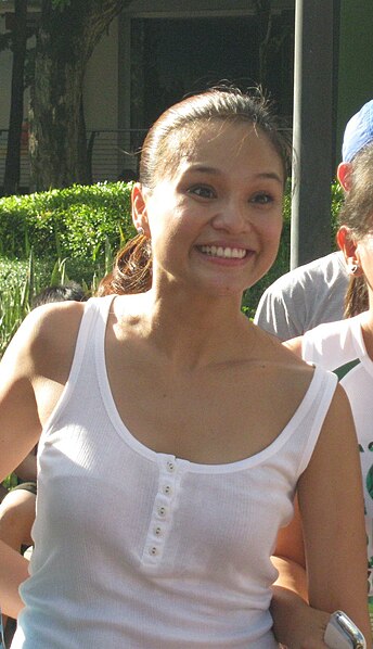 File:Julia Clarete.jpg