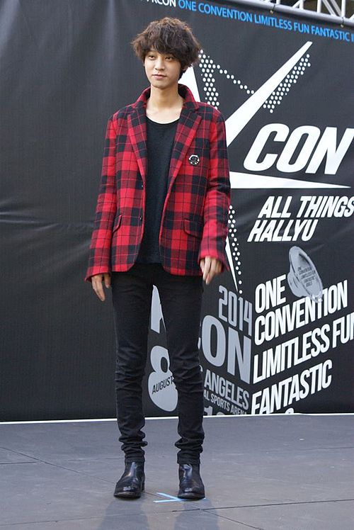 Jung at KCON in Los Angeles, 2014