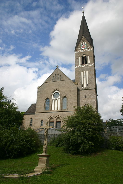 Katholische Kilianskirche Massenbachhausen Außen II