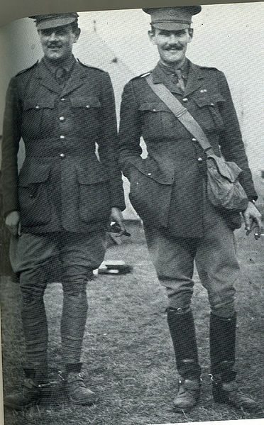 File:Keith and Stewart Menzies 1914.jpg