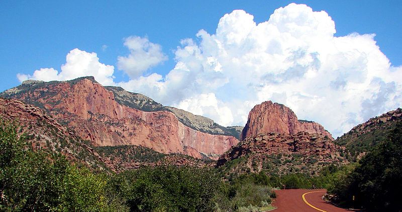 File:Kolob Canyon Panorama, Utah 8-12 (24721729512).jpg