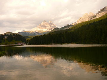 Le Tre Cime viste dal Lago di Misurina