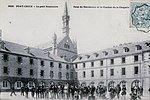 Niższe Seminarium Duchowne Pont-Croix około roku 1910.jpg