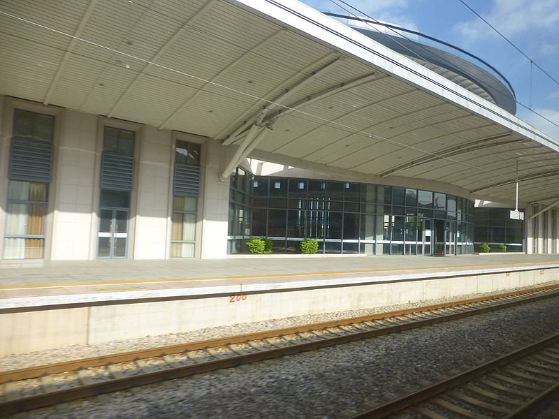 File:Longxia Railway - Nanjing Station - P1260619.JPG