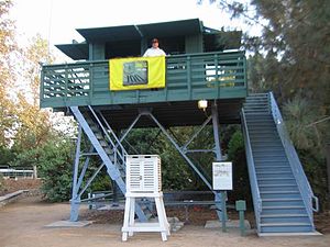 LosAngelesCountyFairFireLookoutTower01.jpg