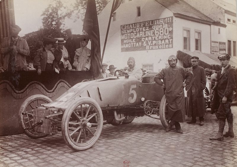 File:Lucien Hautvast au Circuit des Ardennes, sur Pipe I (25 juillet 1904).jpg