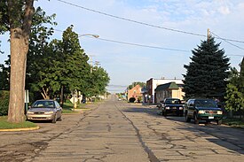 Facing west along Luna Pier Road