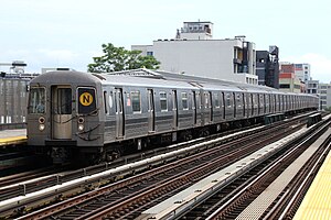 MTA NYC Subway N train arriving at 36th Ave.jpg