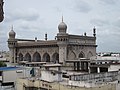 "Makkah_Masjid,_Hydrabad_-_മക്കാ_മസ്ജിദ്,_ഹൈദരാബാദ്_01.jpg" by User:Shijan Kaakkara