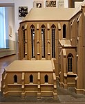 Koor en niet-gebouwde kapel