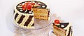 Tort fasolowy „modryniak” – ciasto z fasoli „Piękny Jaś” przekładane kremem budyniowym