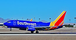 N761RR Southwest Airlines 2000 Boeing 737-7H4 (cn 27875-495) (22497562740).jpg
