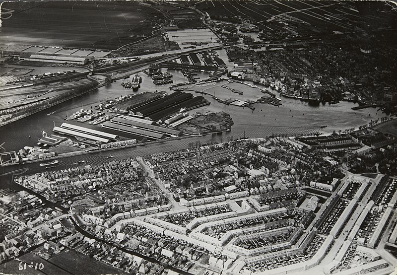 File:NIMH - 2011 - 5306 - Aerial photograph of Zaandam, The Netherlands.jpg