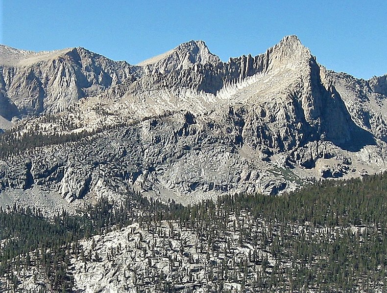 File:Needham Mountain from High Sierra Trail.jpg