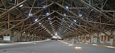 Vista interior del taller oriental de la bòbila