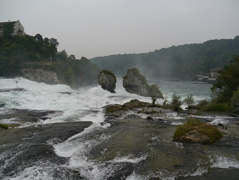 File:Neuhausen Rheinfall 11.JPG