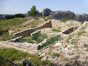 Habitation ou baraquement près de l'entrée de l'oppidum.