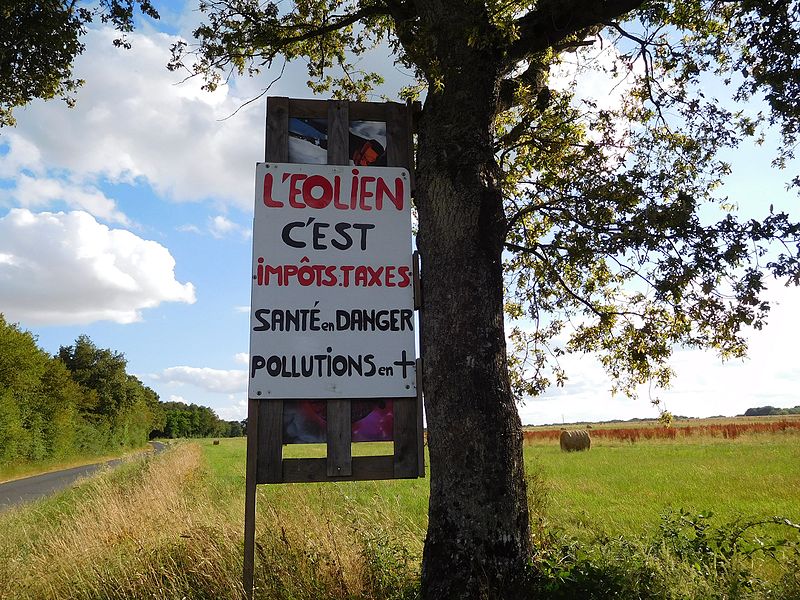 File:Panneau anti-éoliennes en France.jpg