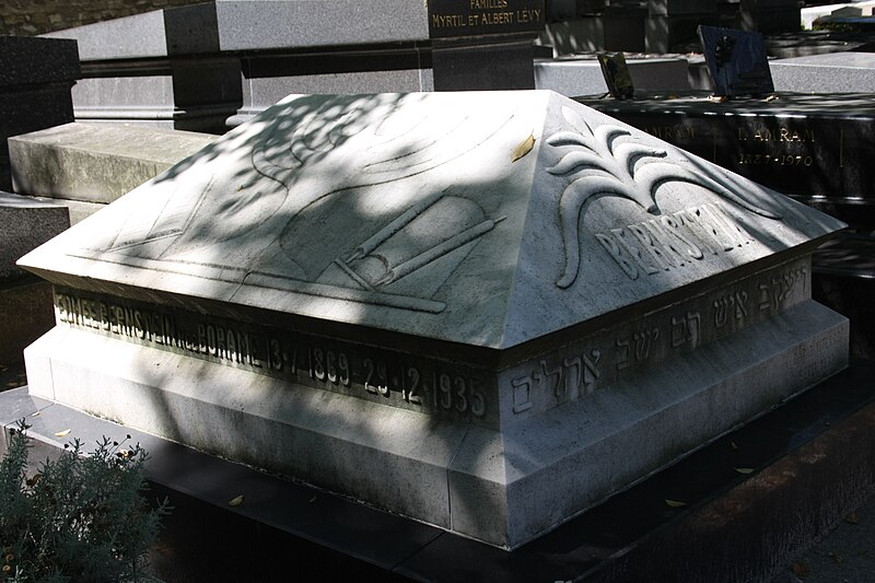 File:Paris Cimetière Montparnasse Bernstein973.JPG