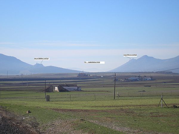 Pass to Sierra Morena at Calatrava la Nueva