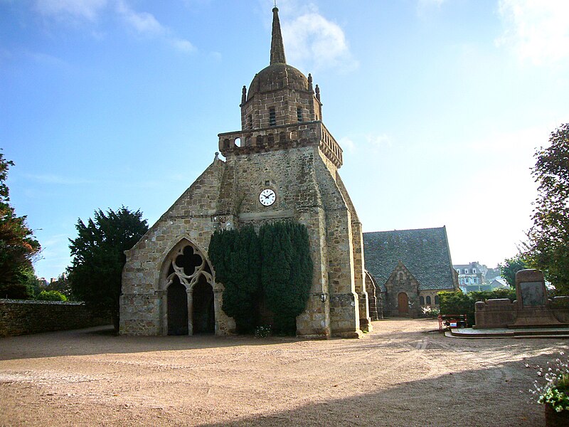 File:Perros-Guirec church.jpg