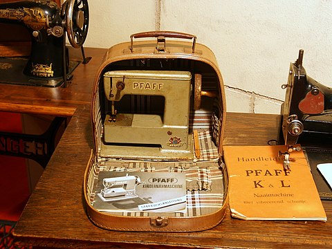 Pfaff portable sewing machine