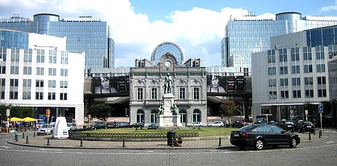 Place du Luxembourg 889 Wide.jpg