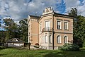 * Nomination Southern view at Villa Venezia, Pörtschach, Carinthia, Austria --Johann Jaritz 02:31, 22 September 2015 (UTC) * Promotion Good quality. --Vengolis 04:20, 22 September 2015 (UTC)