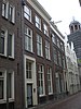 Onderkelderd huis met lijstgevel