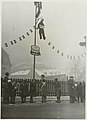 Pop die het hoofd van de politie in de Saar (M. Matz) voorstelt, opgehangen door nazi's, 16 januari 1935, RP-F-2008-117.jpg