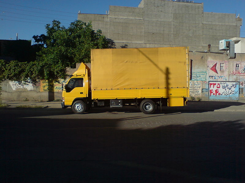 File:Post Camion Parked.JPG