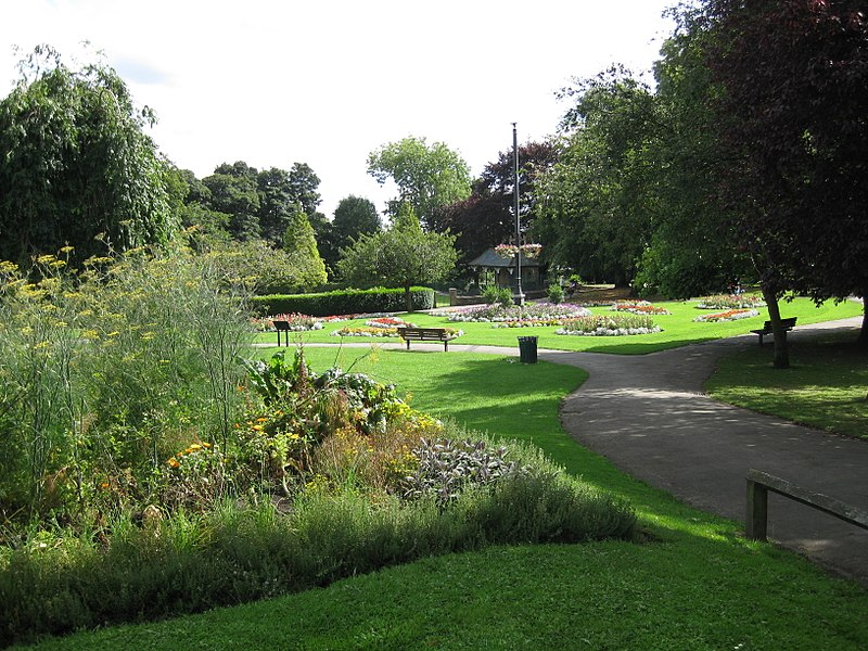 File:Pudsey Park 03 2 September 2017.jpg