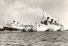 File:Queen_Elizabeth_and_Queen_Mary_in_Southampton_September_27,_1946.jpg