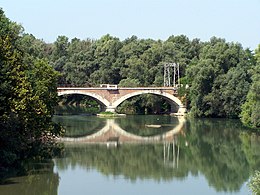 Linia de cale ferată Brescia-Cremona Ponte sull Oglio 20080820.jpg