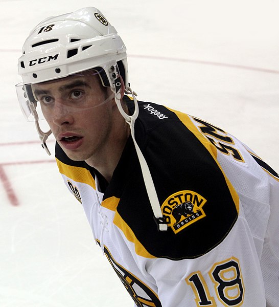 Smith with the Bruins in April 2014