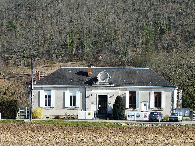 File:Saint-Vincent-sur-l'Isle mairie.JPG