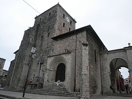 Santa María del Conceyu a Llanes.jpg