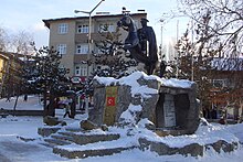 Պատկեր:Sarikamish-Atatürk_monument.JPG