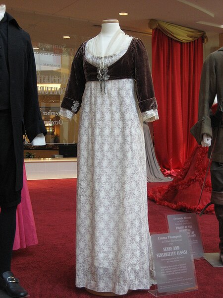 Thompson's dress for her character Elinor Dashwood