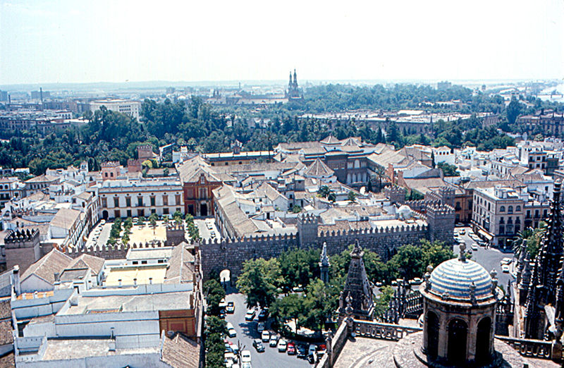 File:Seville - Alcazar from Giralda (2689598019).jpg