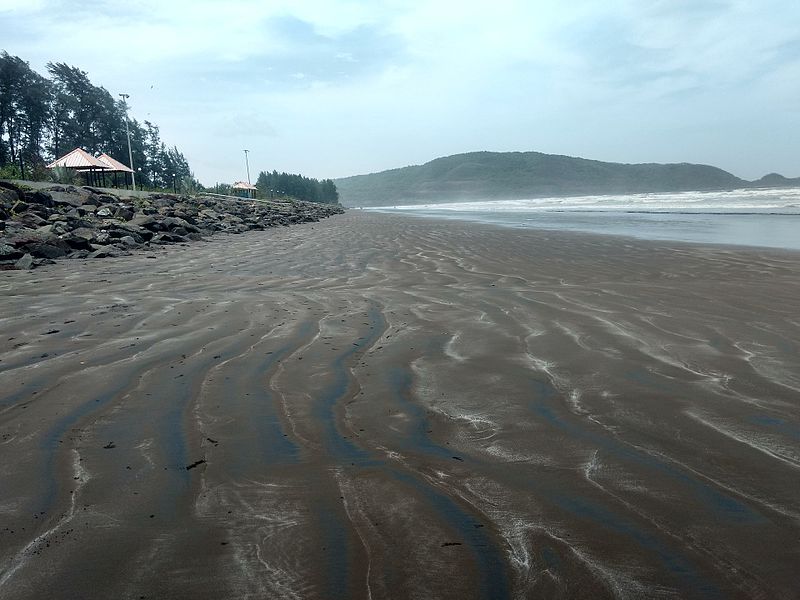 File:Shrivardhan Beach.jpg