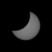 奥地利布雷根茨個日偏食，辰光是10:05:47 UTC。