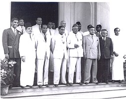 Sri Lanka Kabine 1952.jpg